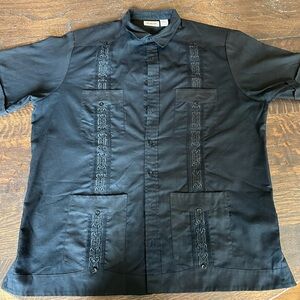 Vintage Black Embroidered Cuban Men's Guayabera
